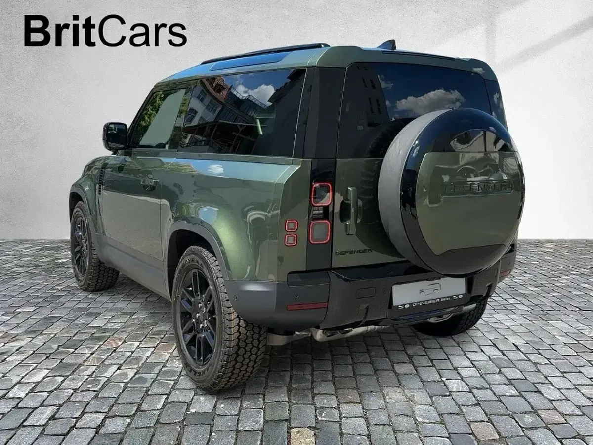 Neu Land Rover Defender S 200 PS (147 kW) 2026 Grün SUV