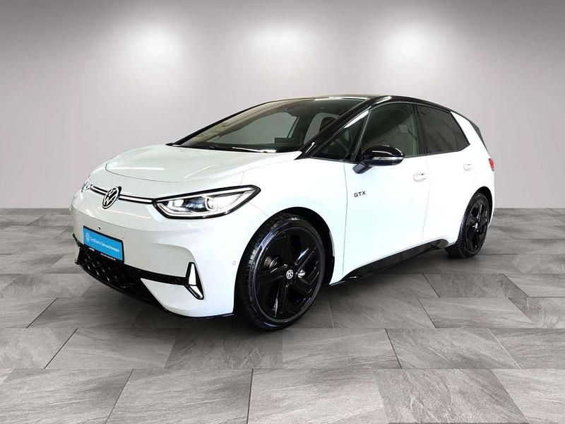 Gebraucht VW ID.3 GTX 239 kW (326 PS) 2025 Gletscherweiß metallic/schwarz Kleinwagen