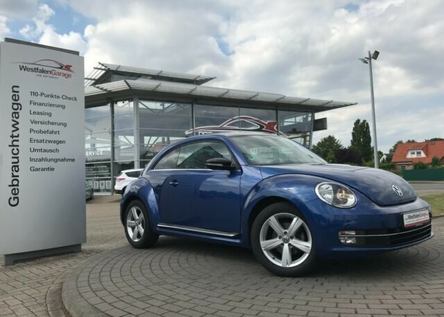 Gebraucht VW Beetle Sportline 140 PS (102 kW) 2014 Blau metallic Kleinwagen