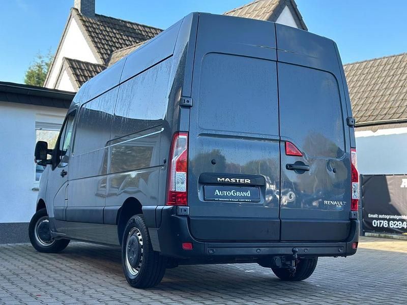 Gebraucht Renault Master 136 PS (100 kW) 2021 Grau Van / Kleinbus