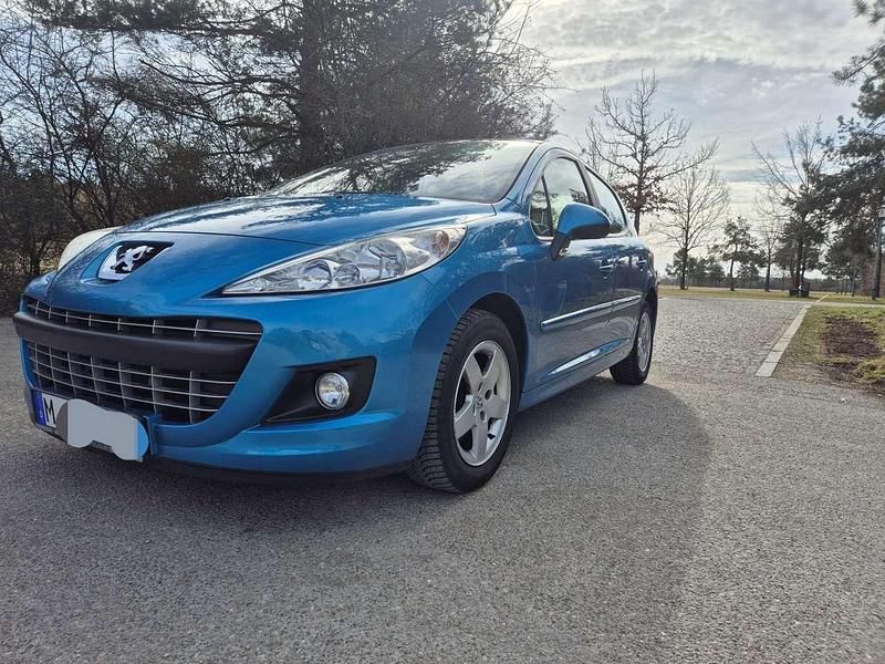 Blau Gebraucht 2011 Peugeot 207 Premium Kleinwagen | 5.200 € (Fairer Preis) - Bild 1/4
