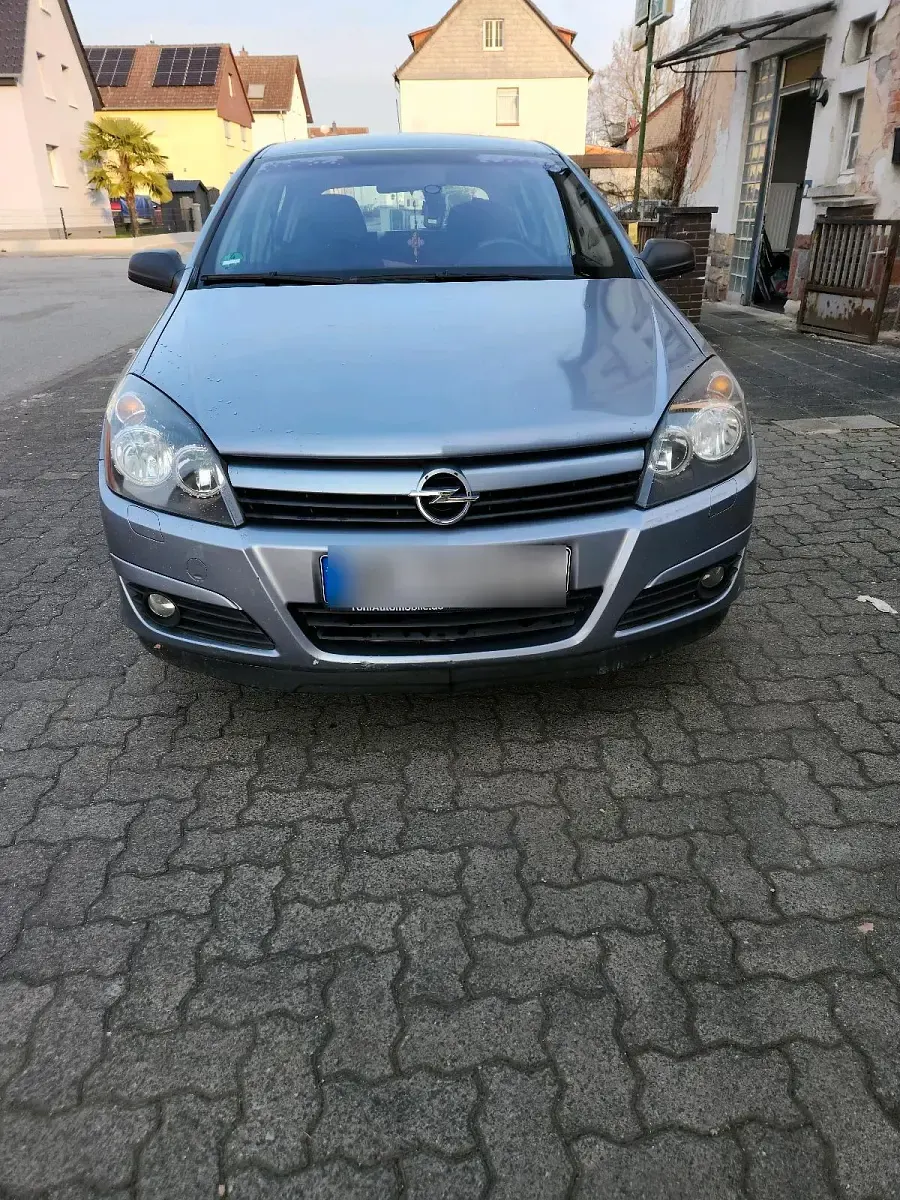 Gebraucht Opel Astra 90 PS (66 kW) 2006 Grau Limousine