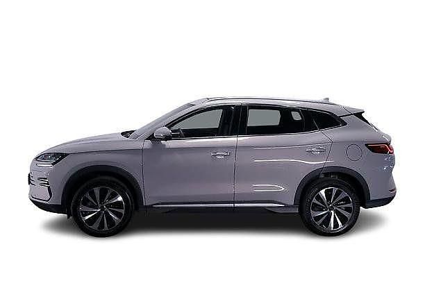 Neu BYD Seal U Design 324 PS (238 kW) 2025 Boundless cloud SUV