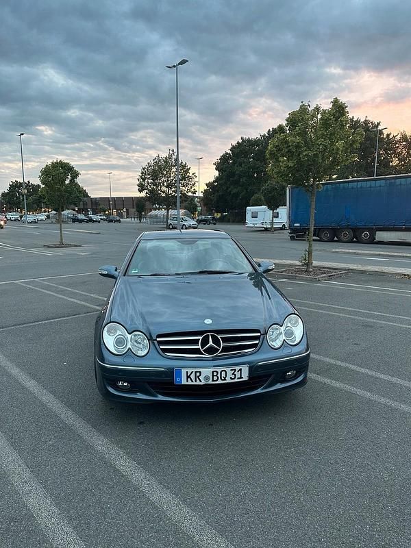 Andere farben Gebraucht 2006 Mercedes CLK200 Avantgarde Coupé | 6.000 € (Fairer Preis) - Bild 1/4