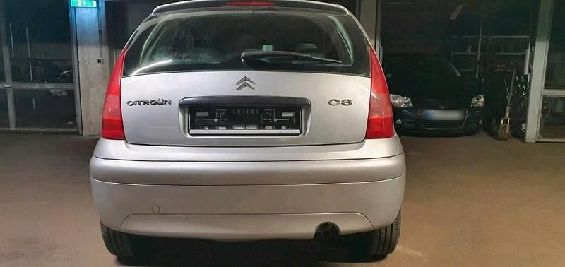 Second-hand Citroën C3 44 CP (32 kW) 2005 Argintiu Hatchback