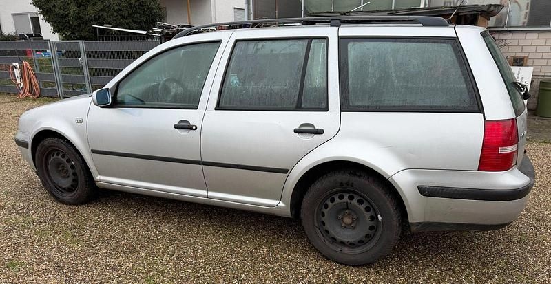 Gebraucht VW Bora 101 PS (74 kW) 2000 Silber Limousine