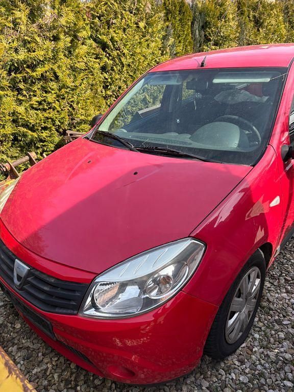 Gebraucht Dacia Sandero Ambiance 75 PS (55 kW) 2009 Rot Limousine