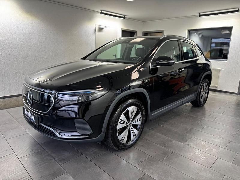 Gebraucht Mercedes EQA250 Progressive 139 kW (190 PS) 2021 Schwarz SUV