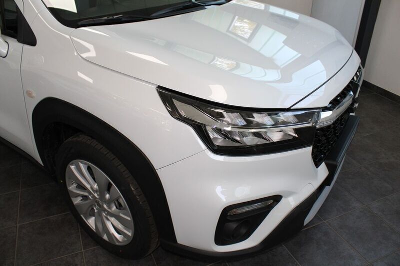 Neu Suzuki SX4 S-Cross 129 PS (94 kW) 2025 Weiß SUV