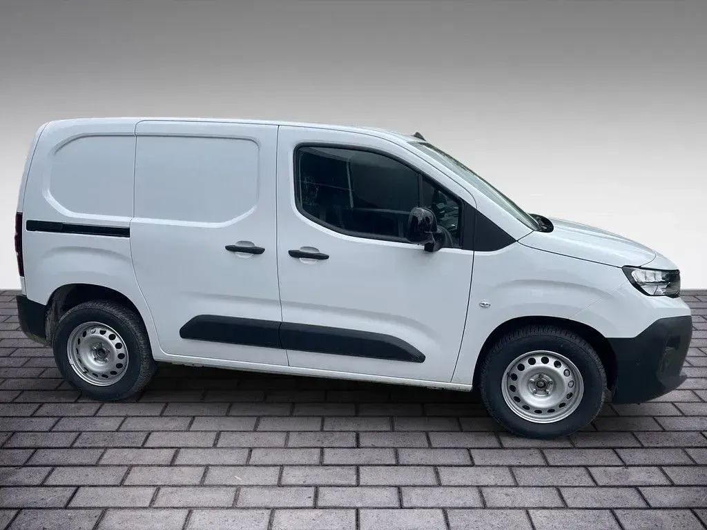Neu Peugeot Partner 131 PS (96 kW) 2026 Weiss Van / Kleinbus