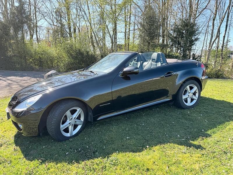 Gebraucht Mercedes SLK200 184 PS (135 kW) 2008 Schwarz Cabrio