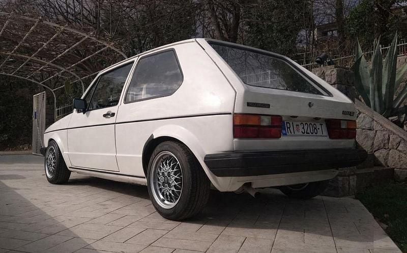 Gebraucht VW Golf I 129 PS (94 kW) 1982 Weiß Kleinwagen