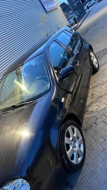 Gebraucht VW Golf IV 101 PS (74 kW) 1999 Schwarz Kleinwagen