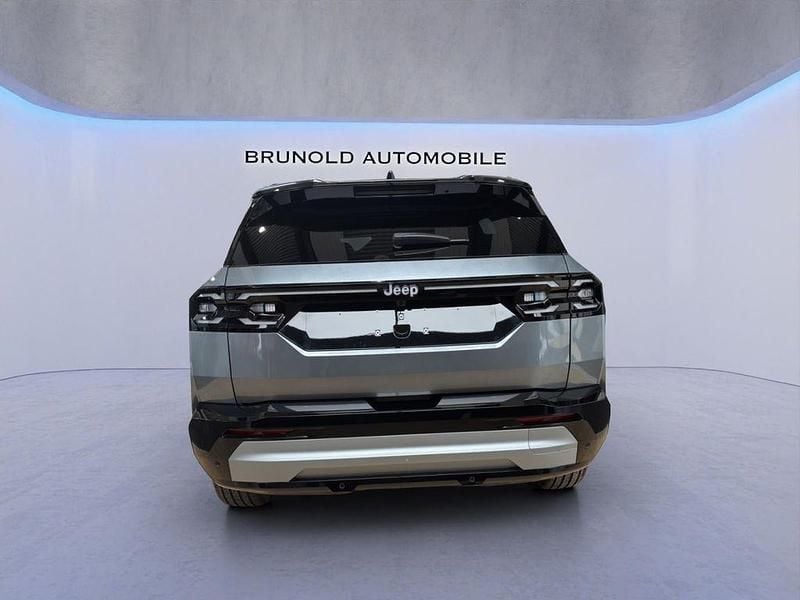 Neu Jeep Compass 145 PS (106 kW) 2026 Grau SUV