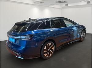 Gebraucht VW ID.7 GTX 250 kW (340 PS) 2025 Blau (aquamarinblau) Kombi