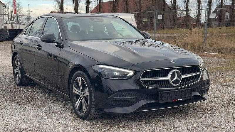 Gebraucht Mercedes C200 Avantgarde 204 PS (150 kW) 2022 Schwarz Limousine