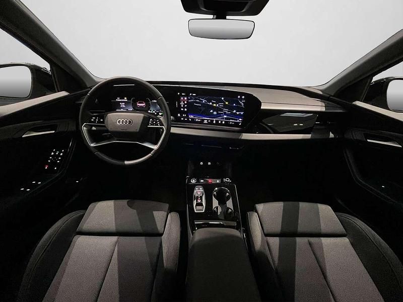 Gebraucht Audi Q6 e-tron Ambiente 185 kW (252 PS) 2025 Mythosschwarz metallic (metallic) SUV