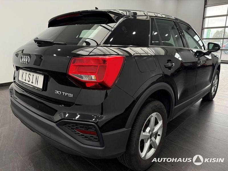 Gebraucht Audi Q2 110 PS (80 kW) 2024 Schwarz SUV