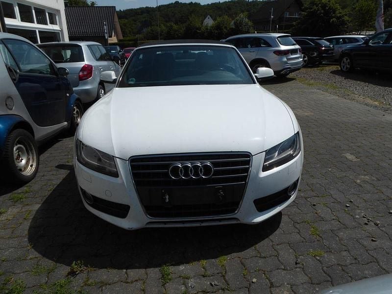 Weiß Gebraucht 2010 Audi A5 Cabriolet Sport Cabrio | 6.200 € (Guter Preis) - Bild 1/4