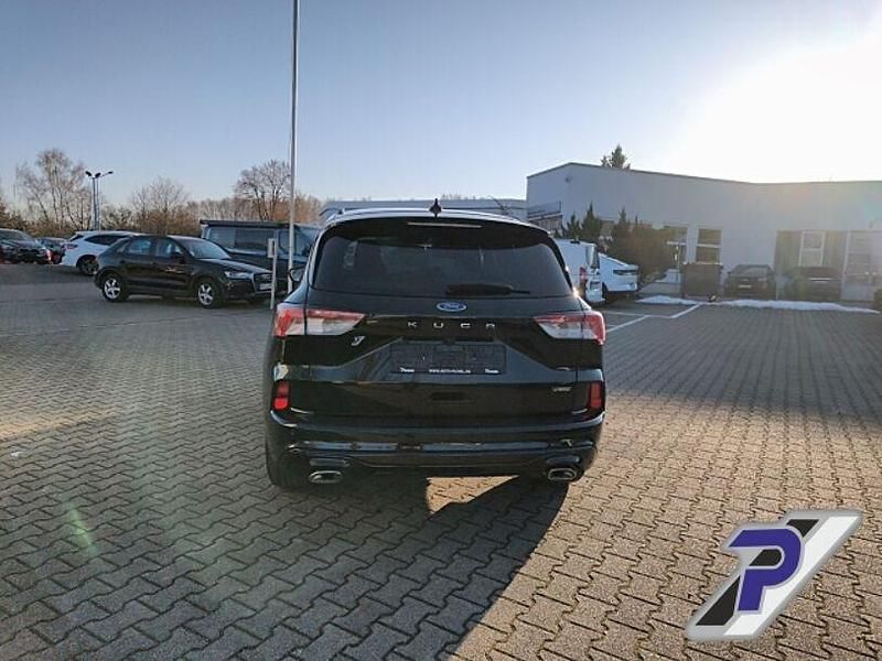 Gebraucht Ford Kuga ST-Line 224 PS (164 kW) 2022 Schwarz(metallic) SUV