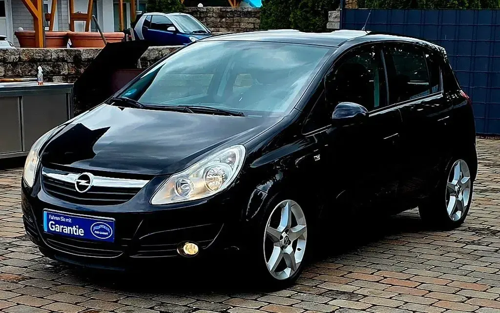 Używany Opel Corsa 80 KM (58 kW) 2007 Czarny Hatchback