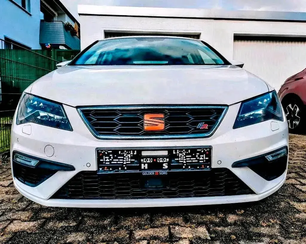 Gebraucht Seat Leon FR 150 PS (110 kW) 2017 Weiß Limousine