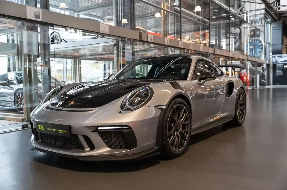 Gebraucht Porsche 991 521 PS (383 kW) 2019 Gtsilbermetallic Coupé