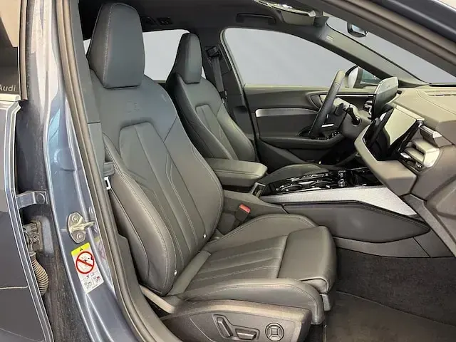 Gebraucht Audi A5 S-Line 204 PS (150 kW) 2024 Horizontblau metallic Kombi