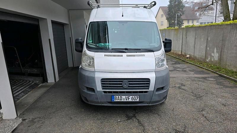 Weiß Gebraucht 2012 Fiat Ducato Van | 6.200 € - Bild 1/4