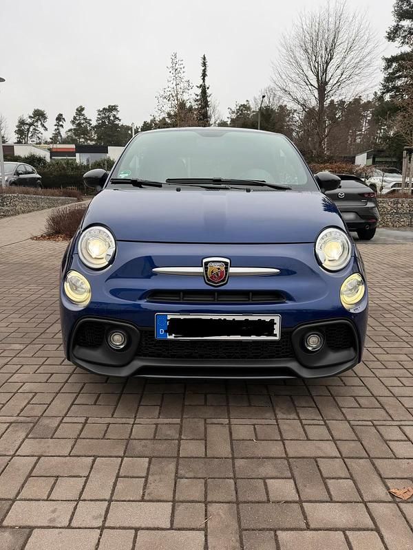 Gebraucht Abarth 595 Turismo 165 PS (121 kW) 2018 Blau Kleinwagen