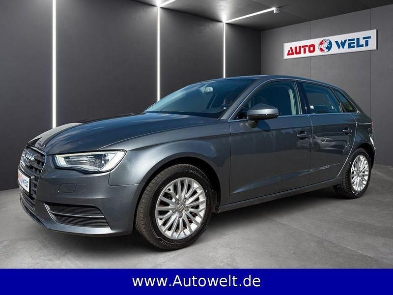 Grau Gebraucht 2013 Audi A3 Ambiente Limousine | 9.990 € (Guter Preis) - Bild 1/4