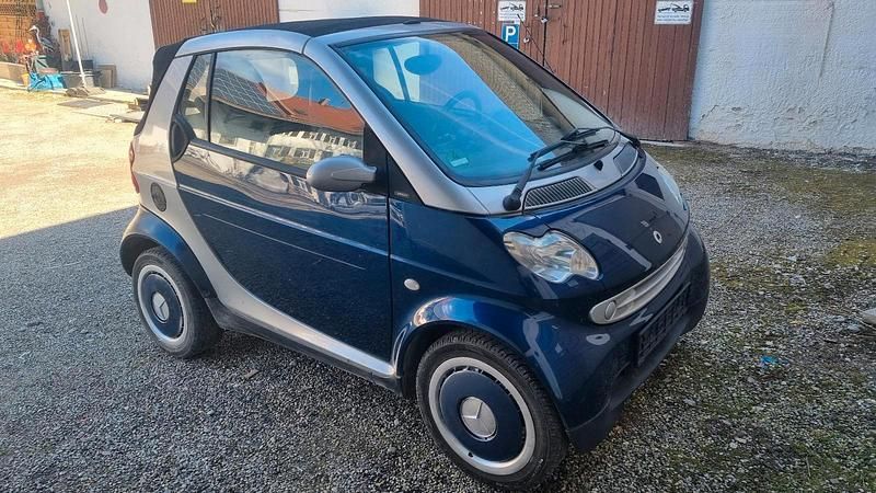 Blau Gebraucht 2004 Smart ForTwo Cabrio Cabrio | 2.999 € - Bild 1/4