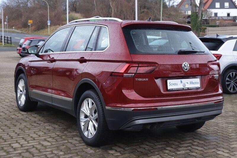 Gebraucht VW Tiguan Highline 179 PS (131 kW) 2017 Rot SUV