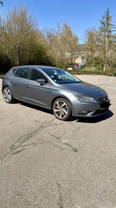 Gebraucht Seat Leon I-Tech 110 PS (80 kW) 2014 Grau Kleinwagen