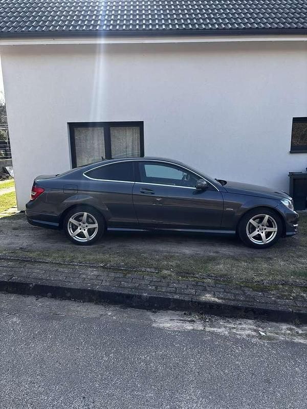 Gebraucht Mercedes C220 Edition 170 PS (125 kW) 2013 Coupé