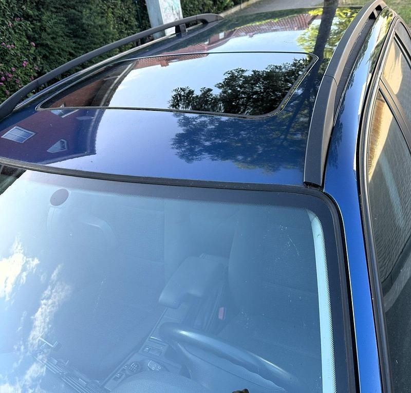 Gebraucht BMW 320 150 PS (110 kW) 2004 Blau Kombi