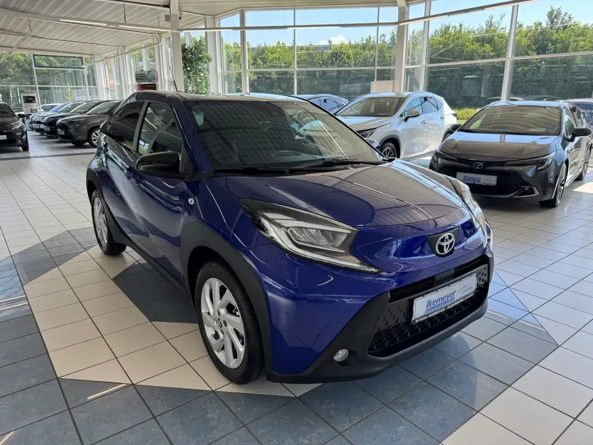 Gebraucht Toyota Aygo X 72 PS (52 kW) 2025 Blau SUV