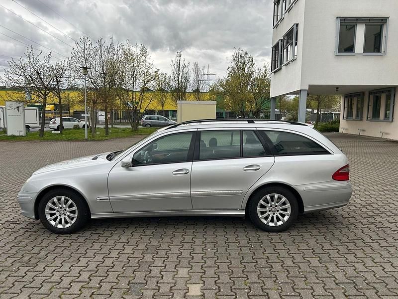 Gebraucht Mercedes E220 Avantgarde 170 PS (125 kW) 2007 Kombi
