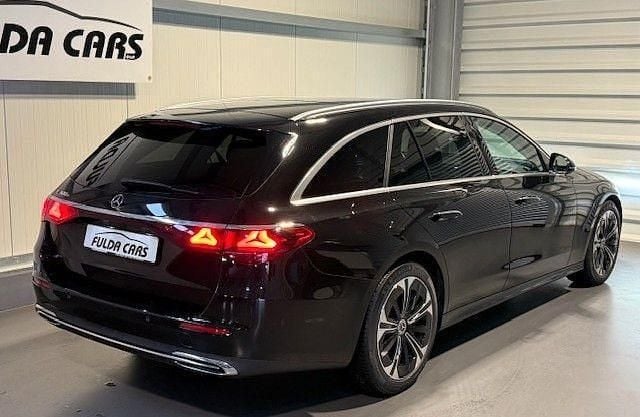 Usata Mercedes E300 Avantgarde 204 CV (150 kW) 2024 Nero Berlina