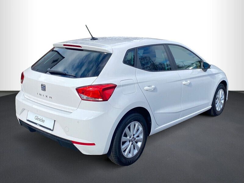 Gebraucht Seat Ibiza Style 95 PS (69 kW) 2021 "candy" weiss Kleinwagen