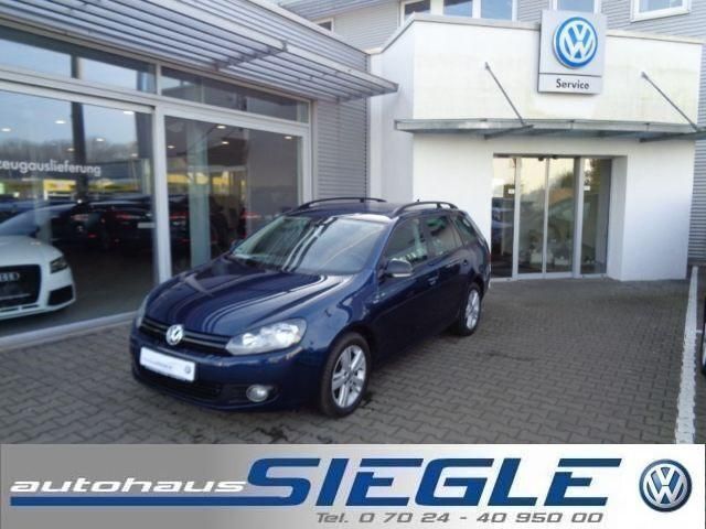 Blau metallic Gebraucht 2012 VW Golf VII Match Kombi | 10.890 € (Etwas zu teuer) - Bild 1/4