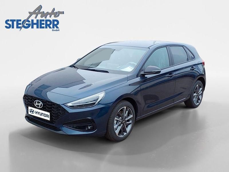Neu Hyundai i30 Advantage 140 PS (102 kW) 2025 Blau Limousine
