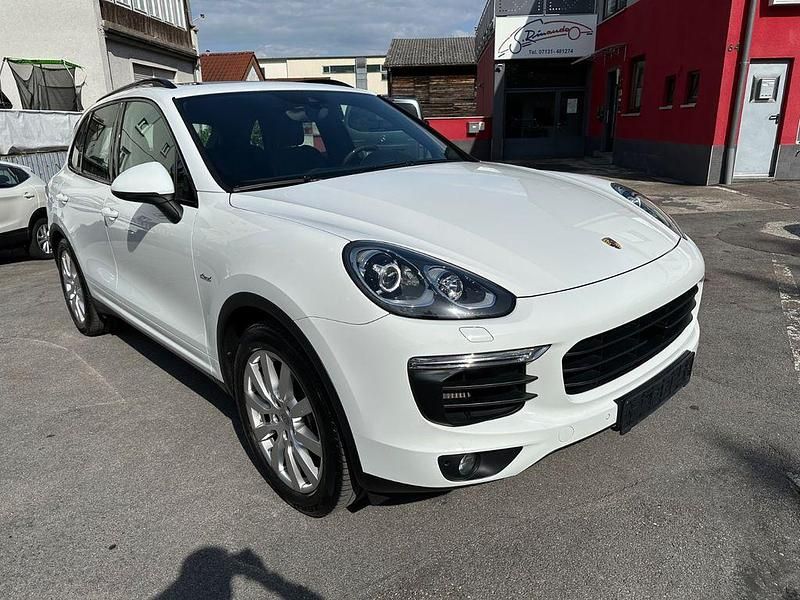 Gebraucht Porsche Cayenne 262 PS (192 kW) 2015 Pure white SUV