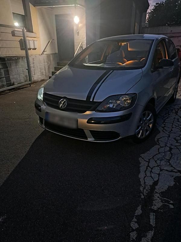 Silber Gebraucht 2005 VW Golf V Kleinwagen | 1.300 € (Fairer Preis) - Bild 1/4