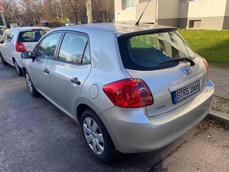 Gebraucht 2009 Toyota Auris Limousine | 3.800 € (Guter Preis) - Bild 1/4