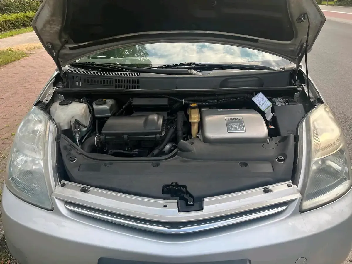 Gebraucht Toyota Prius 70 PS (51 kW) 2007 Silber Kleinwagen