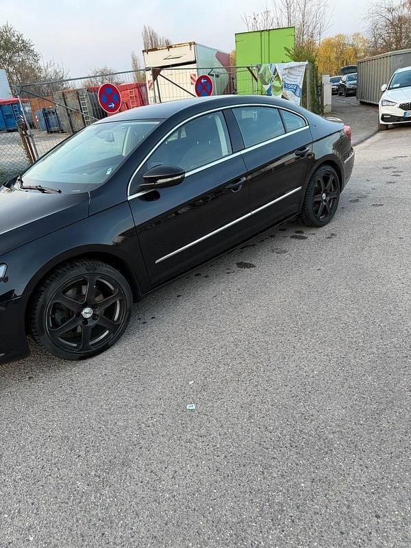 Gebraucht VW Passat 160 PS (117 kW) 2015 Schwarz Limousine
