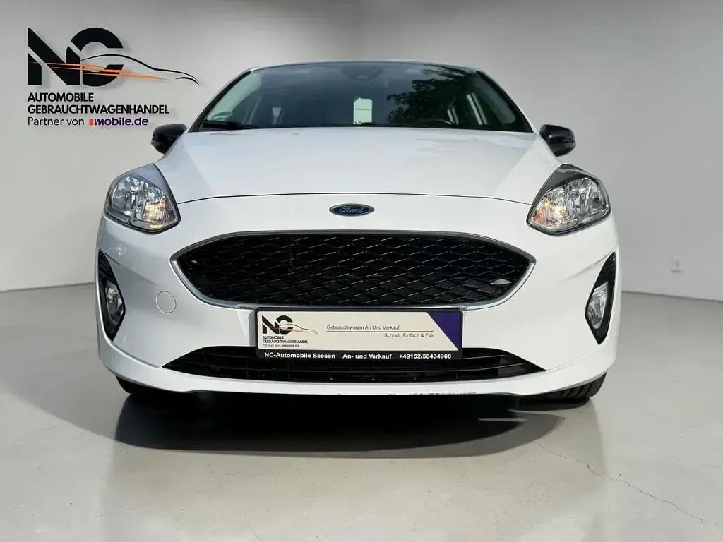 Gebraucht Ford Fiesta Cool & Connect 71 PS (52 kW) 2019 Weiß Kleinwagen