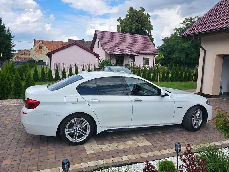 Gebraucht BMW 520 Luxury Line 190 PS (139 kW) 2016 Limousine