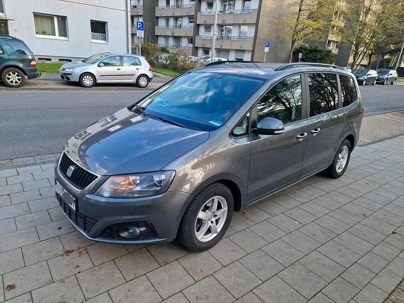 Gebraucht Seat Alhambra Reference 140 PS (102 kW) 2013 Grau Van / Kleinbus